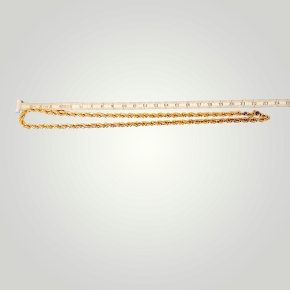 Monet Twist Chain Necklace - Picture 3 of 3